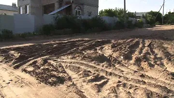 Жителям Горной Поляны в Волгограде перекрыл дорогу строящийся дом: виновных нет