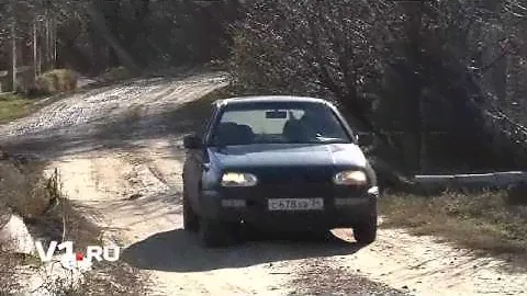 Горная поляна -- в мусоре