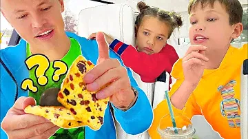 Человек передо мною решает что я буду есть