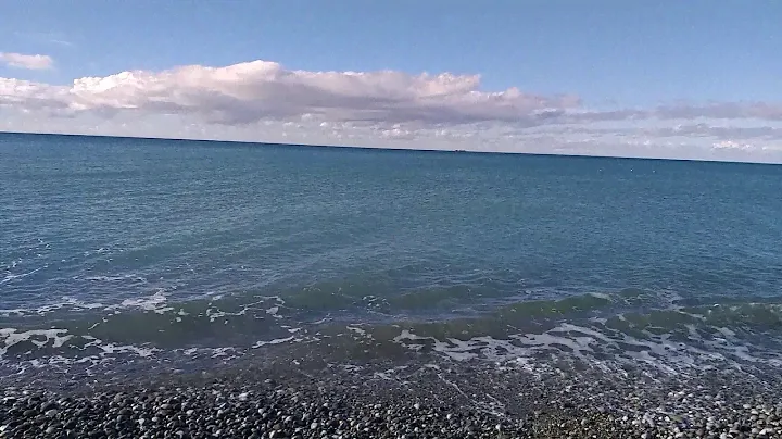 Море зимой, пляж Горный воздух