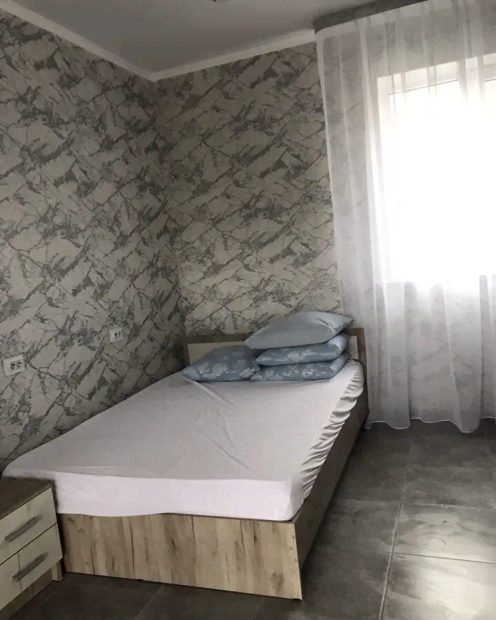 Сдаю комнату 20.0 м² этаж 1/1 район Соль-Илецкий город Соль-Илецк улица Горная 38-1