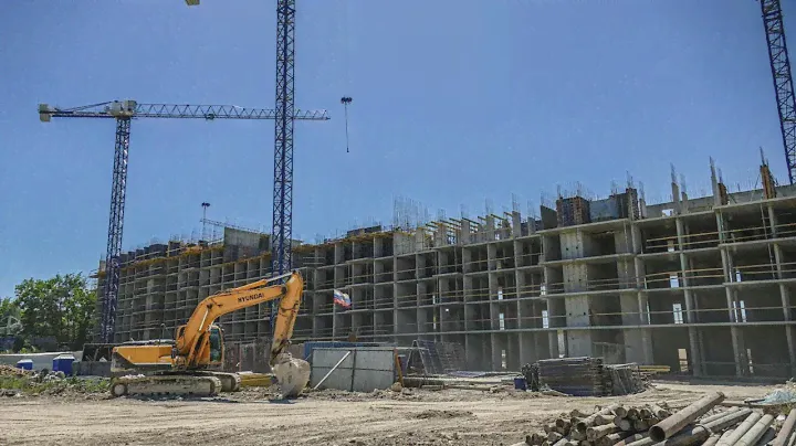 🎡Новый видеоотчет о ходе строительства ЖК «Панорама на Театральном» за МАЙ 2024 год!