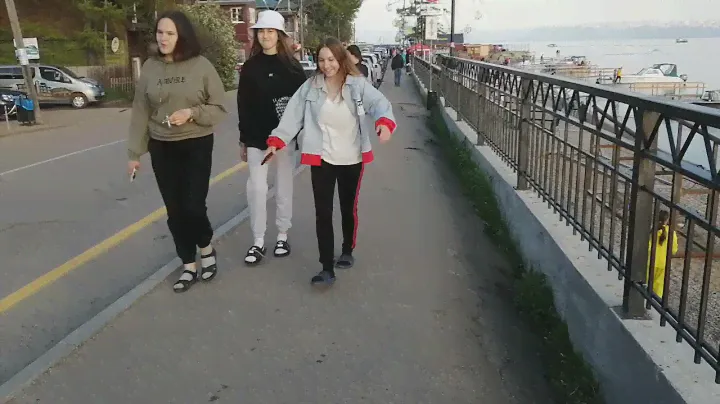Посёлок Листвянка на Байкале