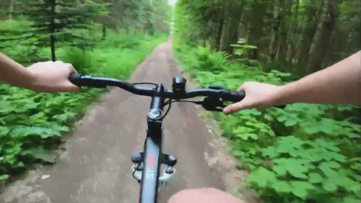 ￼ Rockrider st120