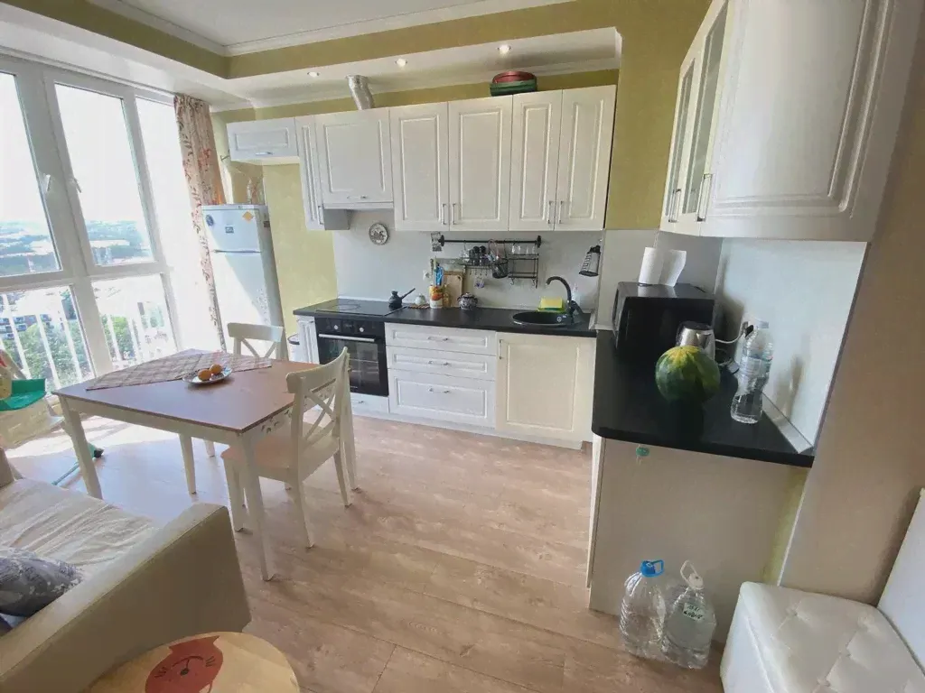Сдаю посуточно однокомнатную квартиру 43.0 м² этаж 12/16 город Геленджик улица Горная 15а-1