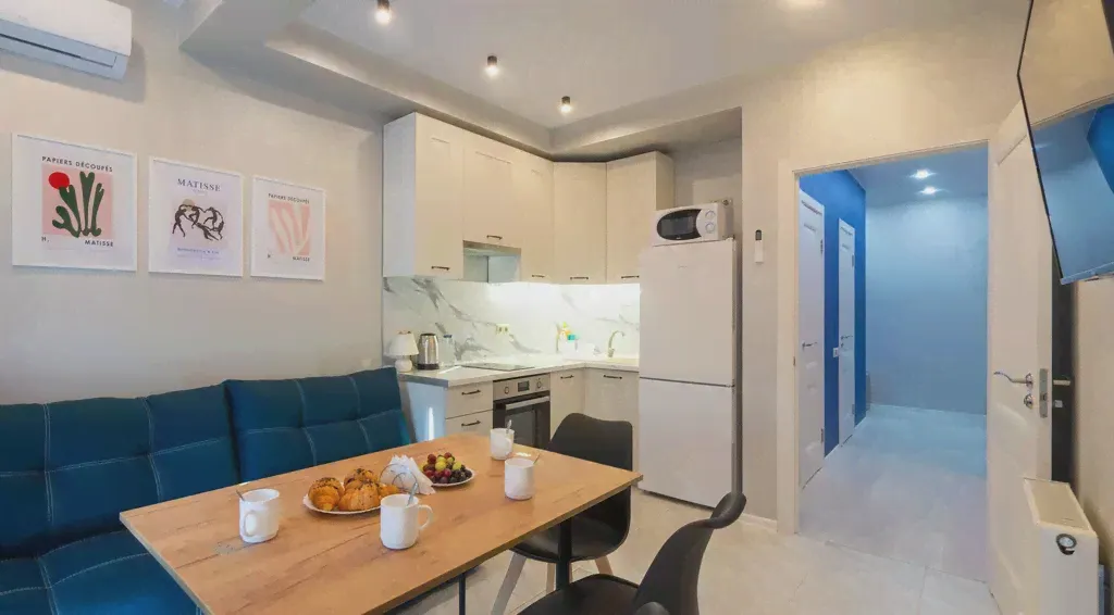 Сдаю посуточно однокомнатную квартиру 50.0 м² этаж 5/16 город Геленджик улица Горная 15а