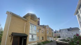 Продам трехкомнатную вторичку 100.0 м² этаж 1/3 город Кострома улица Горная 15